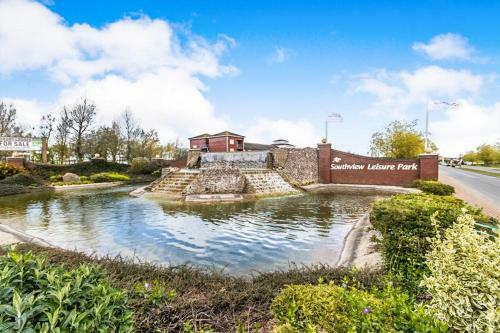 Southview Holiday Park The Elms