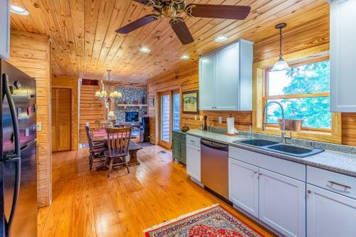 Cedar Cliff Cabin