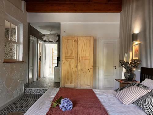 Basque Retreat. Flower Suite