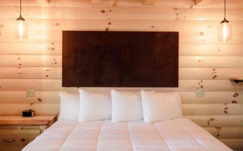 Skyview Treehouse A By Amish Country Lodging