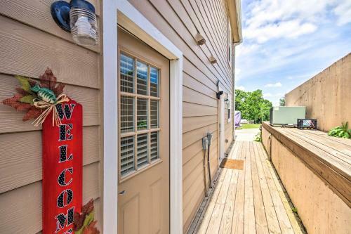 Cozy Eucha Townhome With Deck And Lake Access!