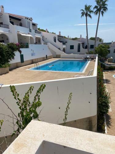 Precioso Apartamento Con 2 Piscinas.