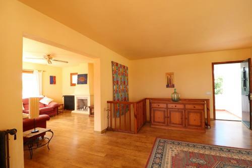Villa In Calla Llonga With Sea Views - Sleeps 8