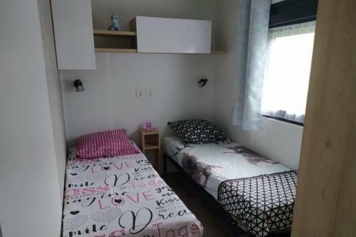 Mobile Home Ouireves 348 Facing The Mediterranean