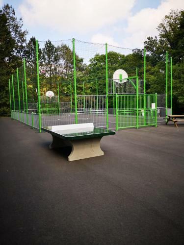 Mobil Home R�sidentiel Dans Un Parc Forestier