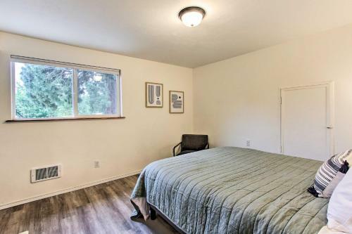 Idyllic Eugene Retreat With Hot Tub And Fire Pit!