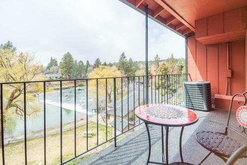 River View 2 Bedroom