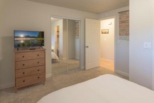 Orchard Park Getaway!