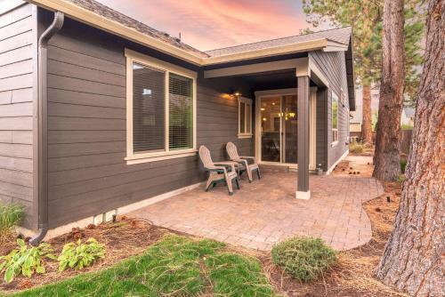 Deschutes Canyon Retreat