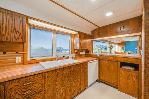 Beach Bungalow