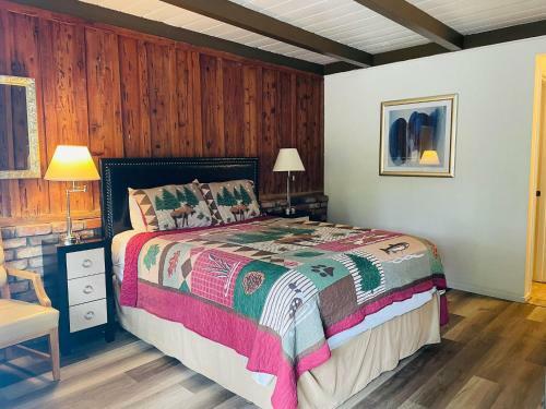 Hotel Riverfront Lodging