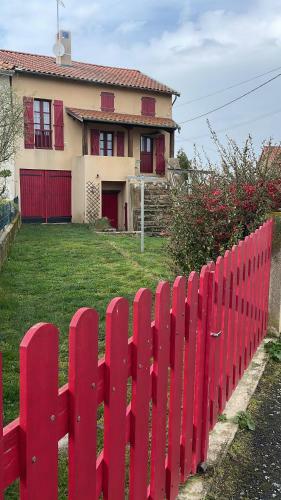 Maison De Campagne Chaleureuse Et Au Calme
