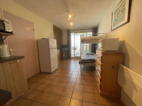 Apartment Le Grau Du Roi, Studio Flat, 4 Persons - Fr-1-250-236