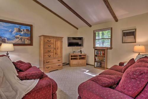 Masthope House With Deck - Family Friendly!