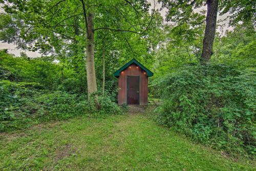 Apartamento Tranquil Creekside Tiny Home In Dutch Country