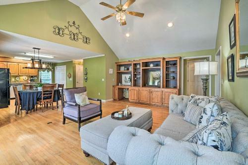Stunning Sumter Home On Active 330-acre Farm!