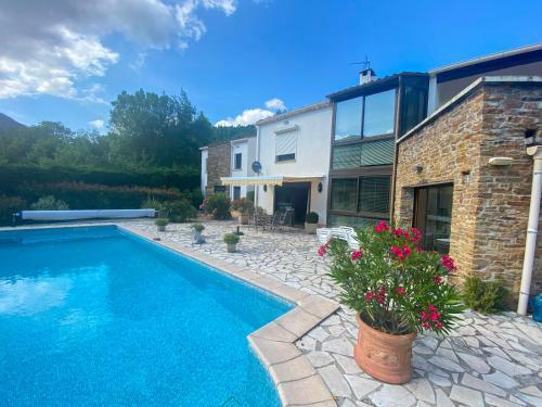 Villa Exceptionnelle Avec Piscine Et Tennis