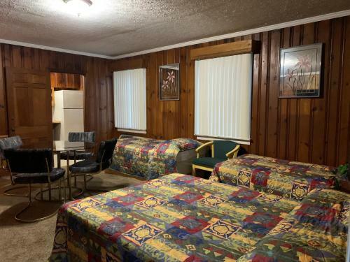 Motel Dewitt Rooms & Cottages