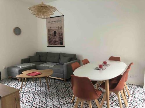 Jolie Maison de P�cheur Arago Aux Sables D'olonne