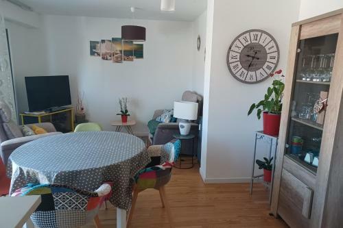Apartment 65 M For 2 - 800m From The Sea
