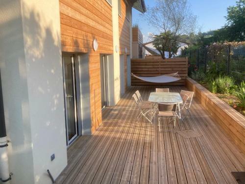 Apartamento T4 Rdc : Jacuzzi / Jardin / Terrasse. Lac 2 Km !