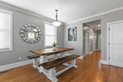 Magnolia Downtown Home - 3 Bedroom 3 Bath