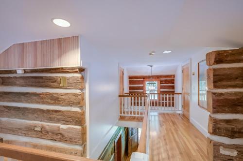 Pot Point Cabin