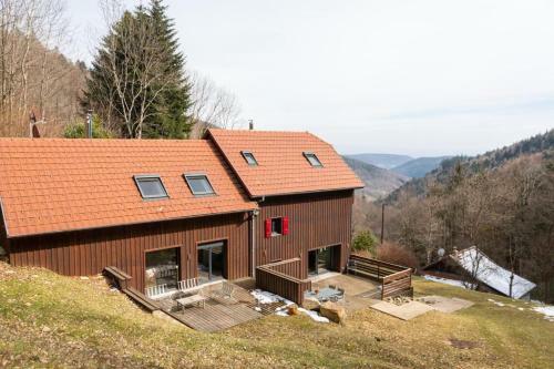 Incroyable Chalet Typique Dans Les Vosges Du Sud