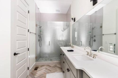 Apartamento Spacious 3 Bedroom Townhouse *8 Min To Downtown*