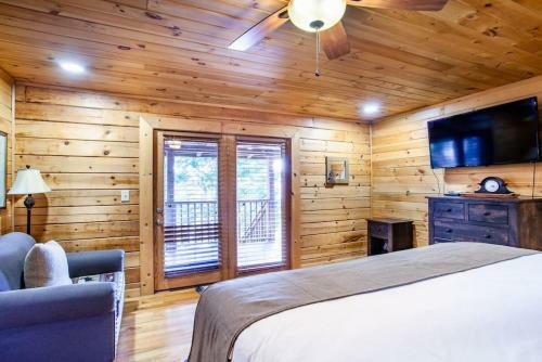 Panoramic Views At Mountaintop With Hot Tub