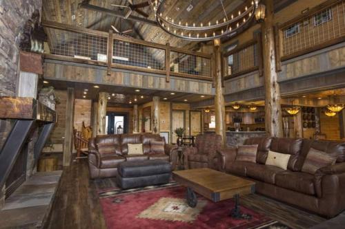 Mountain Views, Indoor Pool, Theater Room, And Fire Pit For 26!
