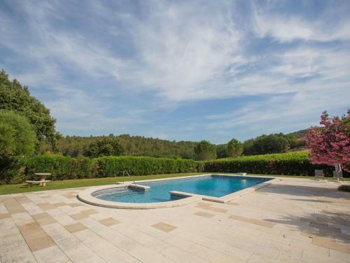 Lovely Castle In Provence-alpes-c�te Dazur With Terrace