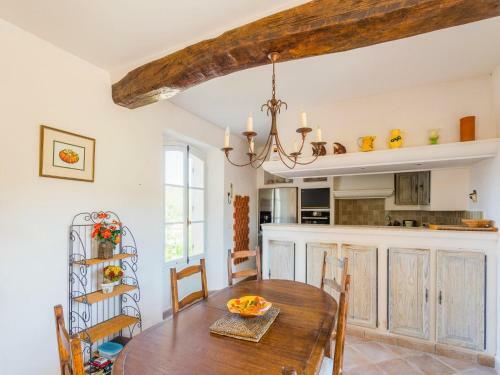 Lovely Castle In Provence-alpes-c�te Dazur With Terrace