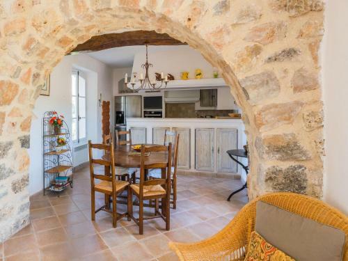 Lovely Castle In Provence-alpes-c�te Dazur With Terrace