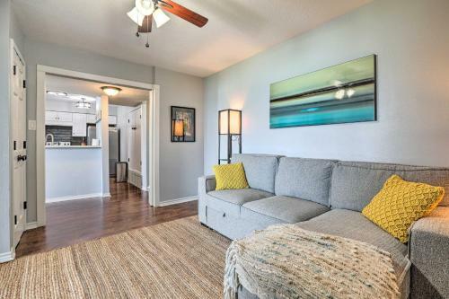 Modern Lake Livingston Townhome Water Views!