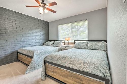 Modern Lake Livingston Townhome Water Views!