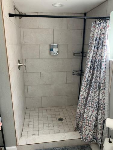 Apartamento Stylish Basement Studio In Central El Paso - Very Spacious