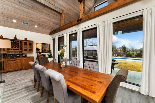 Villa Luxury Barn House With Pool