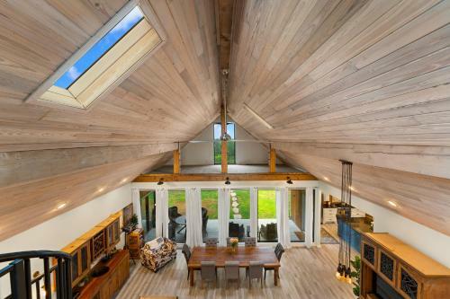 Villa Luxury Barn House With Pool