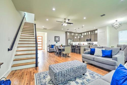 Chic And Spacious Dallas Getaway, 3 Mi To Dtwn!