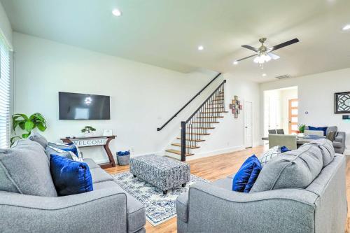 Chic And Spacious Dallas Getaway, 3 Mi To Dtwn!