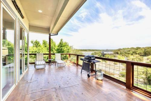 Lakefront 6br Home With Dock - Lake Travis Views