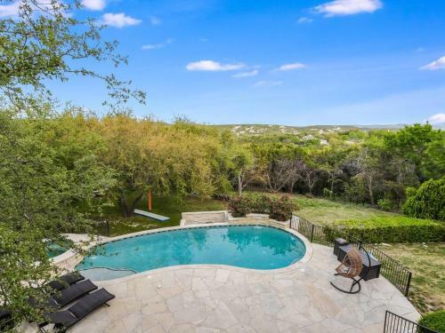 The Above Bliss Estate Austin