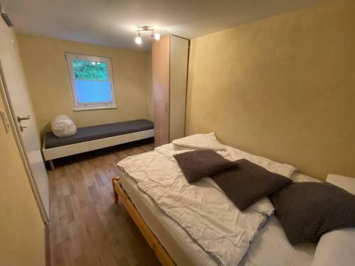 Gem�tlicher Bungalow Mit Seezugang