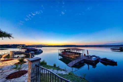 Jbarj Lake Lodge