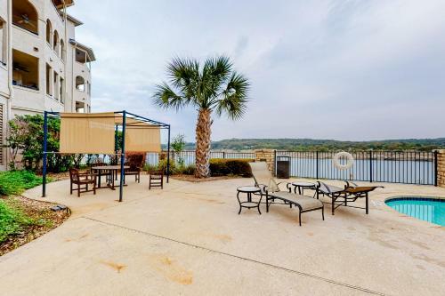 The Island On Lake Travis #2107