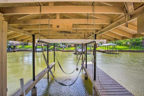 Mabank Family Home At Cedar Creek Reservoir!