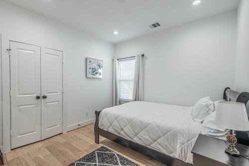 Luxury 3br, Ks Bed Mins Away 4rm Dtown, Med Ctr