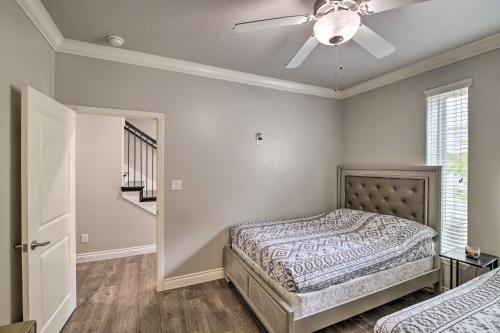 Charming Houston Townhome About 5 Mi To Downtown!