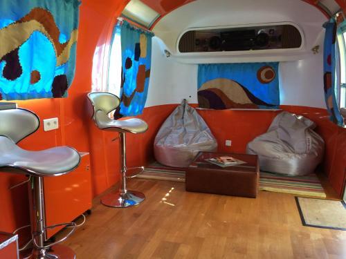 Bed & Breakfast Belrepayre Airstream Retro